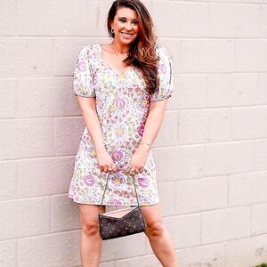 Smith & Quinn Floral Pink V-Neck Dress